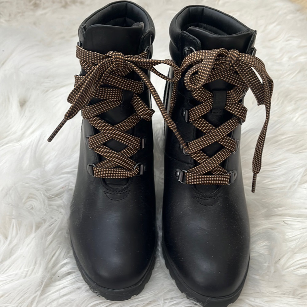 Timberland Boots NWOT